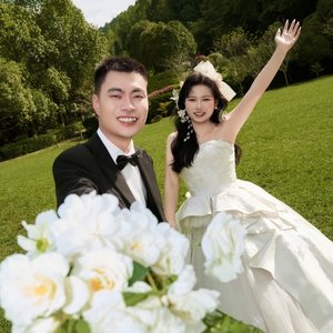 杜宜哲与付美的婚礼照片